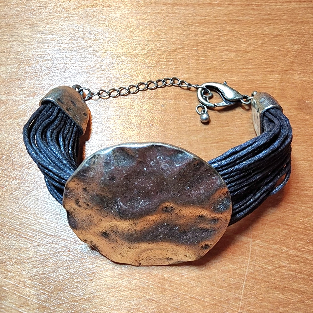 Vintage Black and Silver Bracelet - Picture 3 of 4